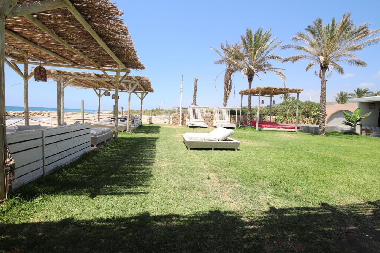 Hotel Lost At Sea Damour Exterior foto